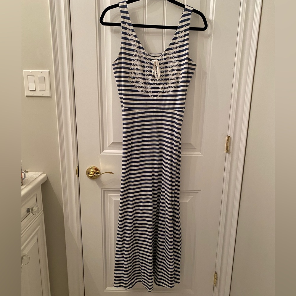 CHAPS Navy and White Striped Dress in Size Medium